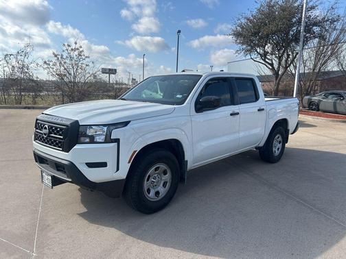 2023 Nissan Frontier S