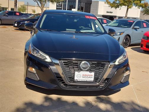 2022 Nissan Altima 2.5 SR