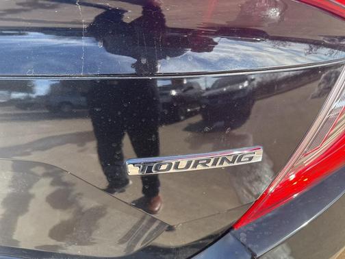 2018 Honda Civic Touring