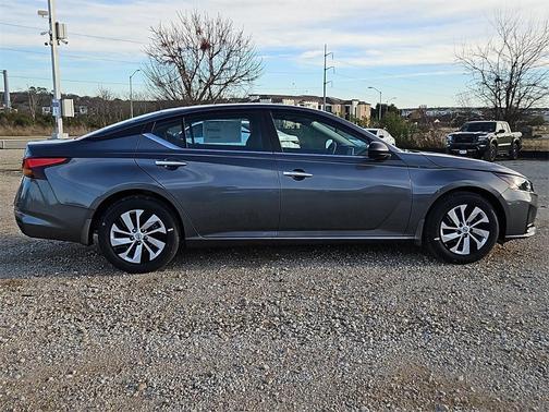 2025 Nissan Altima S