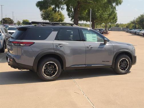 2025 Nissan Pathfinder Rock Creek