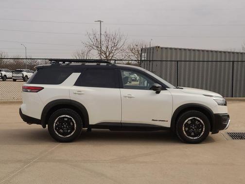 2024 Nissan Pathfinder Rock Creek