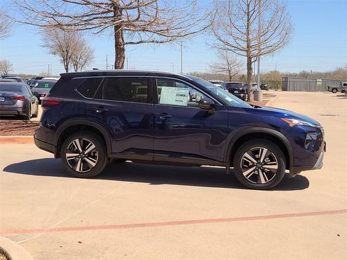 2025 Nissan Rogue SL