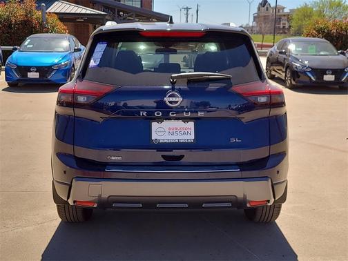 2025 Nissan Rogue SL