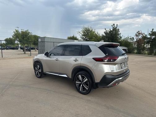 2021 Nissan Rogue Platinum