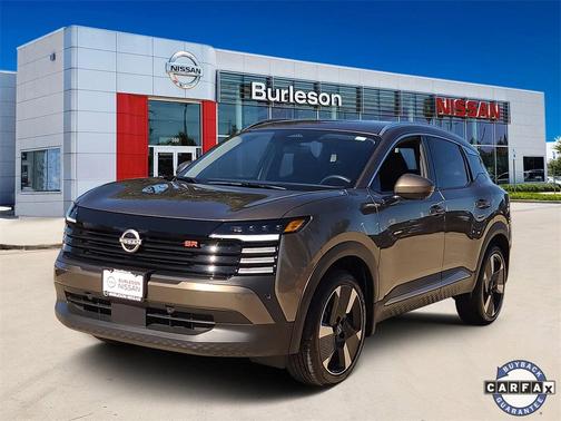 2025 Nissan Kicks SR