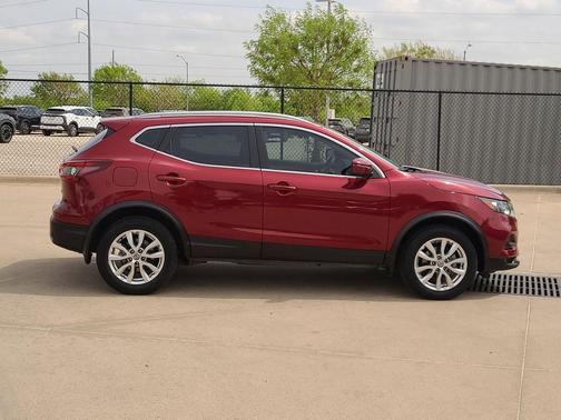 2020 Nissan Rogue Sport SV