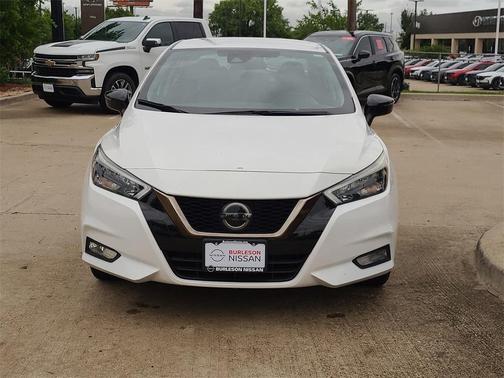 2020 Nissan Versa 1.6 SR