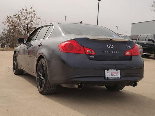 2013 INFINITI G37x Base