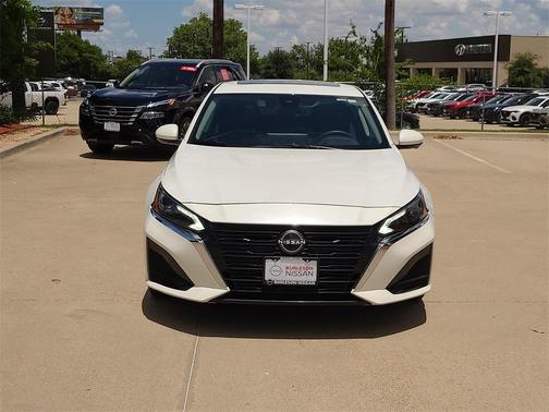 2024 Nissan Altima 2.5 SL