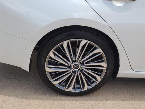 2024 Nissan Altima 2.5 SL