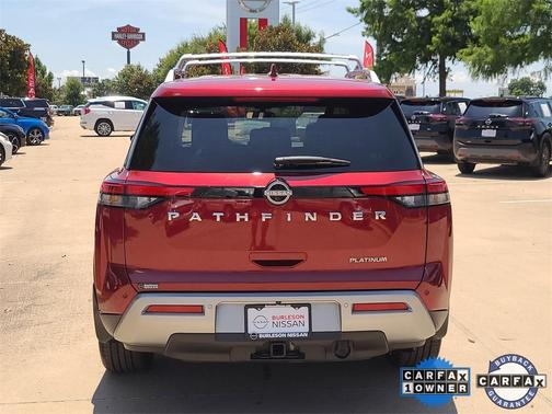 2022 Nissan Pathfinder Platinum