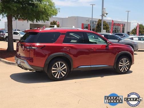 2022 Nissan Pathfinder Platinum