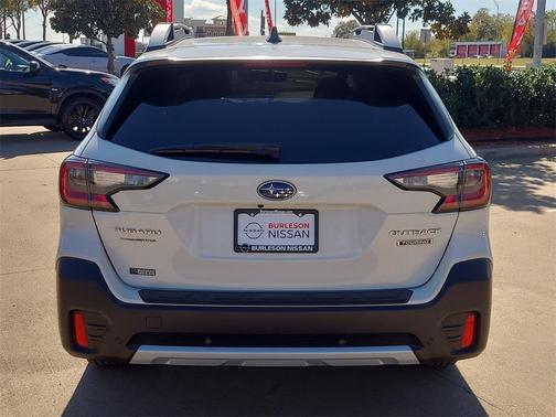 2022 Subaru Outback Touring