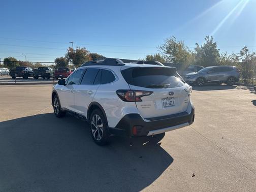 2022 Subaru Outback Touring
