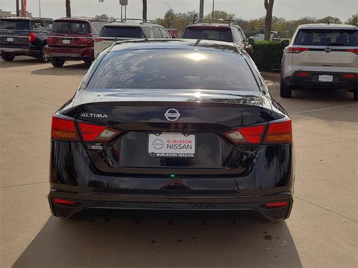 2022 Nissan Altima 2.5 S