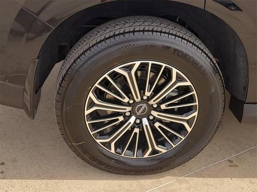 2025 Nissan Armada Platinum