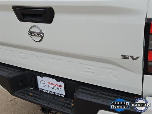 2024 Nissan Frontier SV