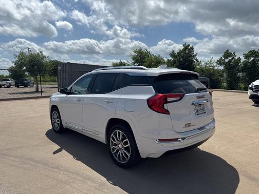 2024 GMC Terrain Denali
