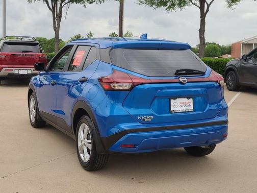 Electric Blue Metallic 2025 Nissan Kicks Play S