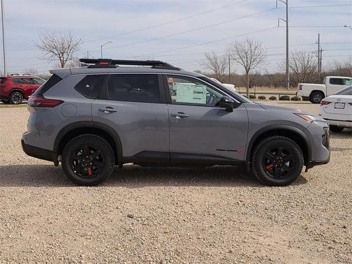 2025 Nissan Rogue Rock Creek