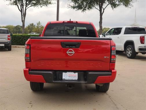 2022 Nissan Frontier SV