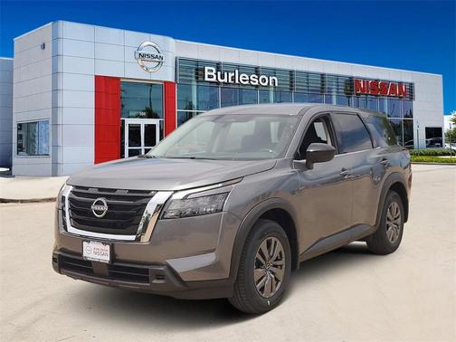 2025 Nissan Pathfinder S