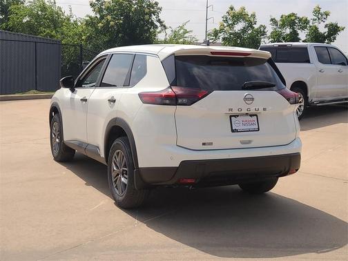 2025 Nissan Rogue S
