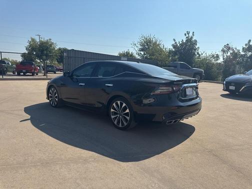 2023 Nissan Maxima Platinum