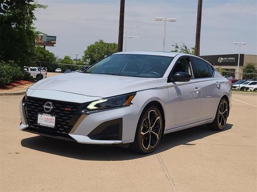 2023 Nissan Altima 2.5 SR
