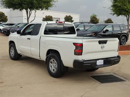 2025 Nissan Frontier S