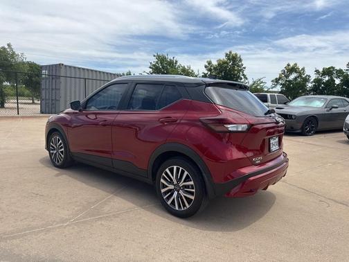 2023 Nissan Kicks SV