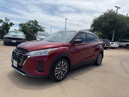 2023 Nissan Kicks SV