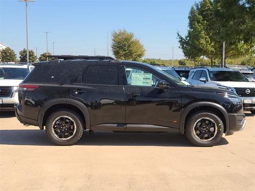 2025 Nissan Pathfinder Rock Creek