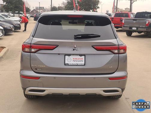 2022 Mitsubishi Outlander SE