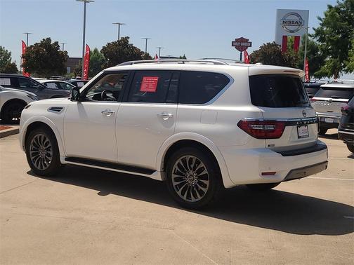 2024 Nissan Armada Platinum
