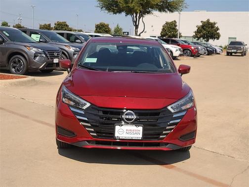 2025 Nissan Versa 1.6 SV