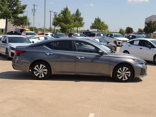 2024 Nissan Altima 2.5 S