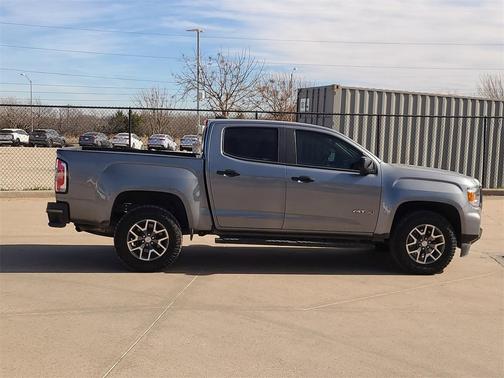 2022 GMC Canyon AT4 w/Cloth