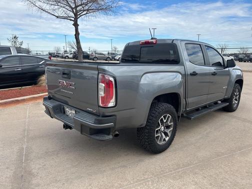 2022 GMC Canyon AT4 w/Cloth