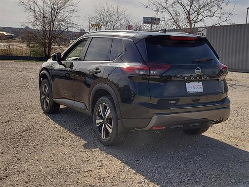 2025 Nissan Rogue SL