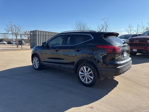 2018 Nissan Rogue Sport SV