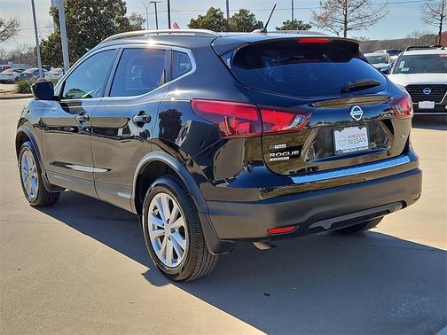 2018 Nissan Rogue Sport SV