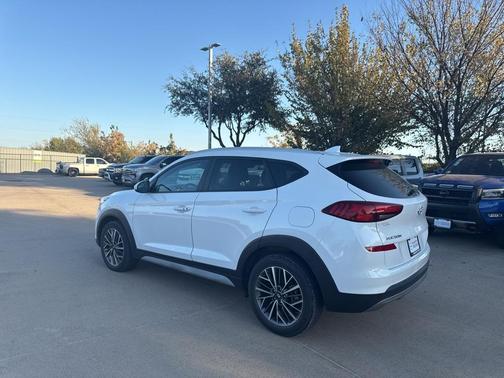 2021 Hyundai TUCSON SEL