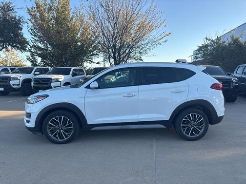 2021 Hyundai TUCSON SEL