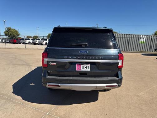 2022 Ford Expedition XLT