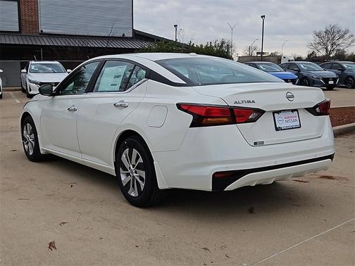 2025 Nissan Altima S