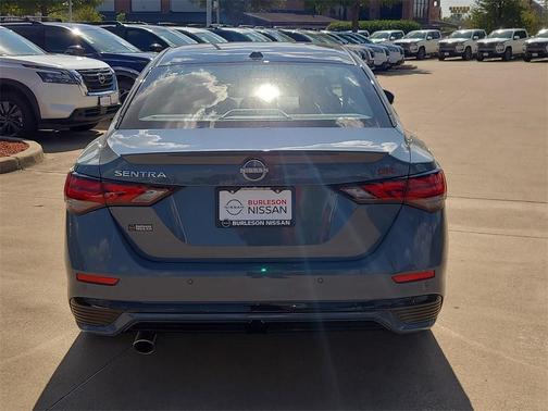 2025 Nissan Sentra SR