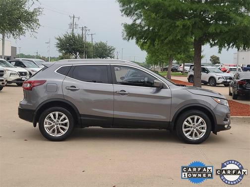 2021 Nissan Rogue Sport SV