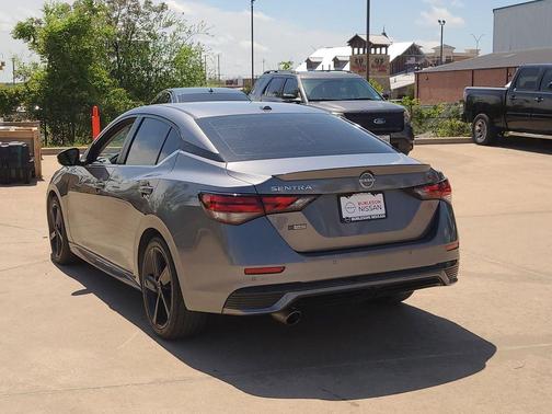 Gun Metallic 2024 Nissan Sentra SR